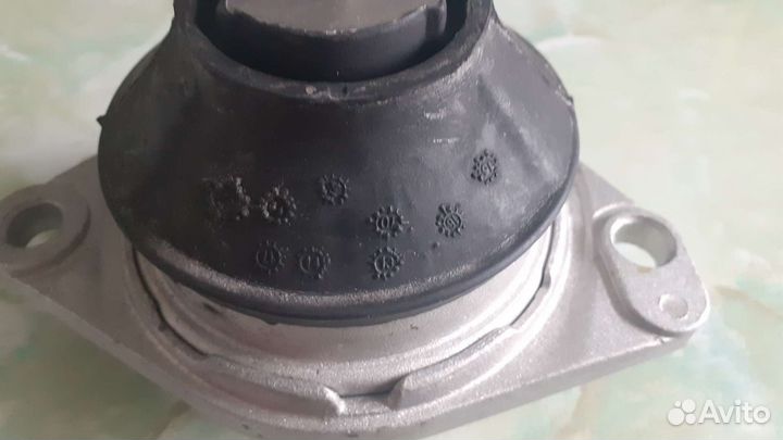 Опора двигателя ауди 80 б4 абк