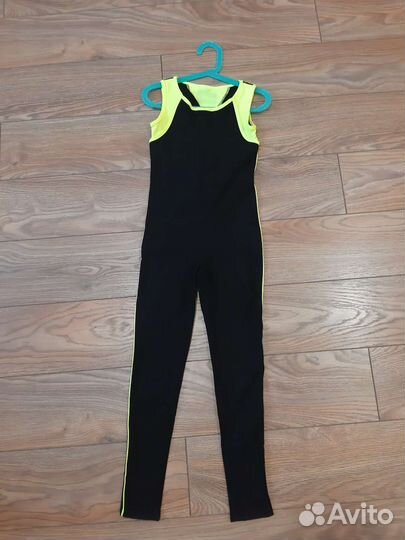 Комбинезон для гимнастики/ аэробики р-р 128