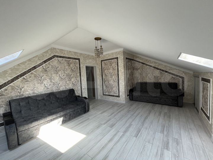 2-к. квартира, 55 м², 5/5 эт.