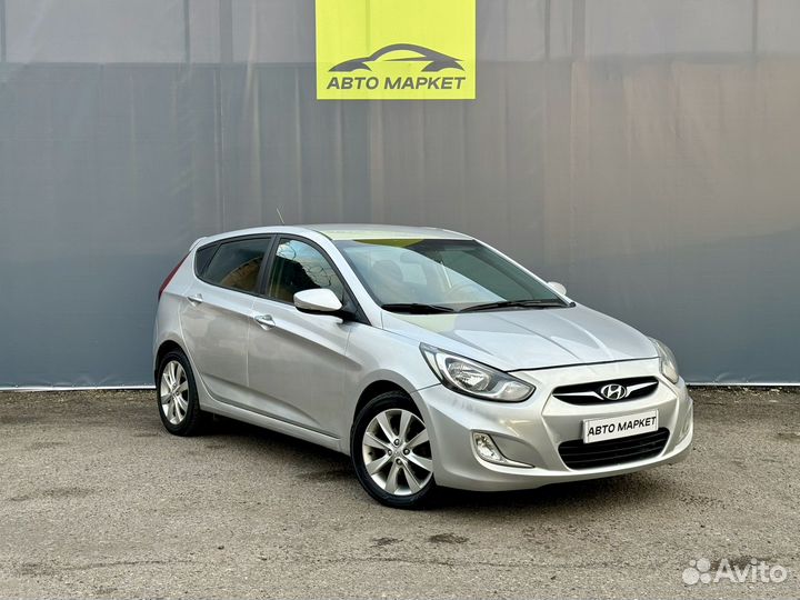Hyundai Solaris 1.6 AT, 2012, 157 097 км