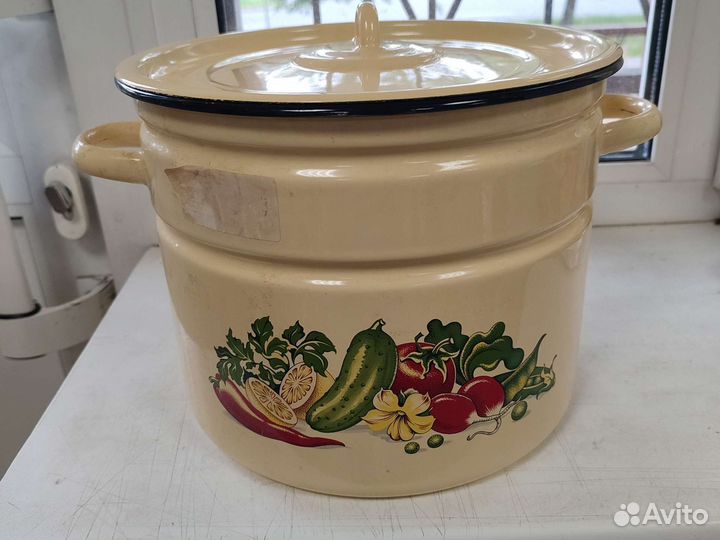 Кастрюля эмалированная СССР новая