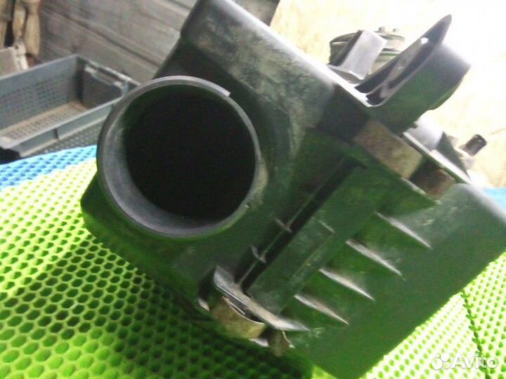 Корпус воздушного фильтра Honda Civic R18A2 2008