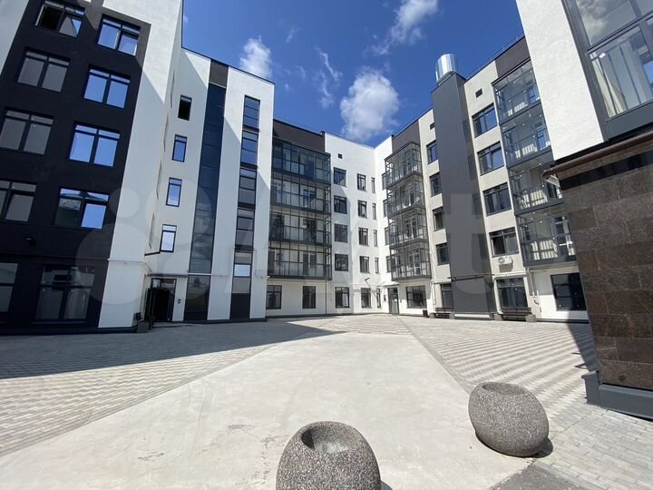 3-к. квартира, 93 м², 4/5 эт.