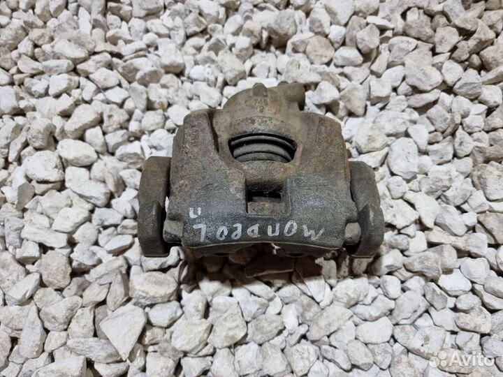 Суппорт передний левый Мондео 4