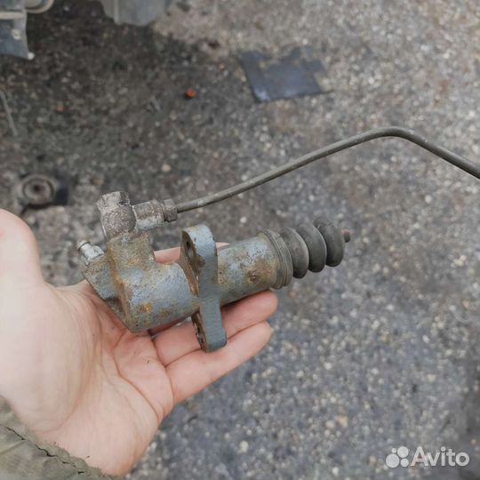 Рабочий цилиндр сцепления mitsubishi carizma