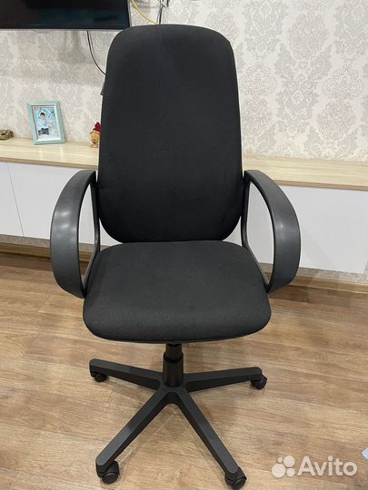 Компьютерное кресло