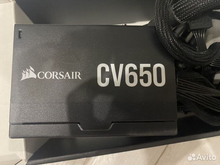 Блок питания corsair 650W 80+ Бронзовый сертификат