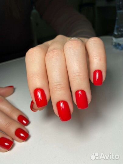 Маникюр 
