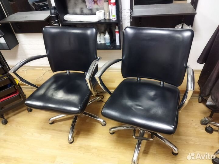 Парикмахерское кресло бу