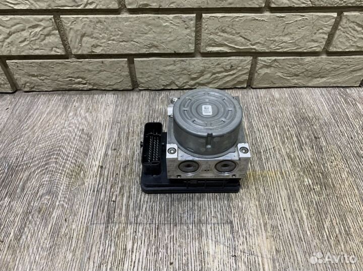 Skoda Octavia A7 Блок ABS (насос)