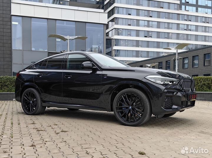 BMW X6 3.0 AT, 2023, 100 км