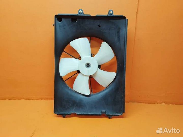 Вентилятор основного радиатора левый Honda