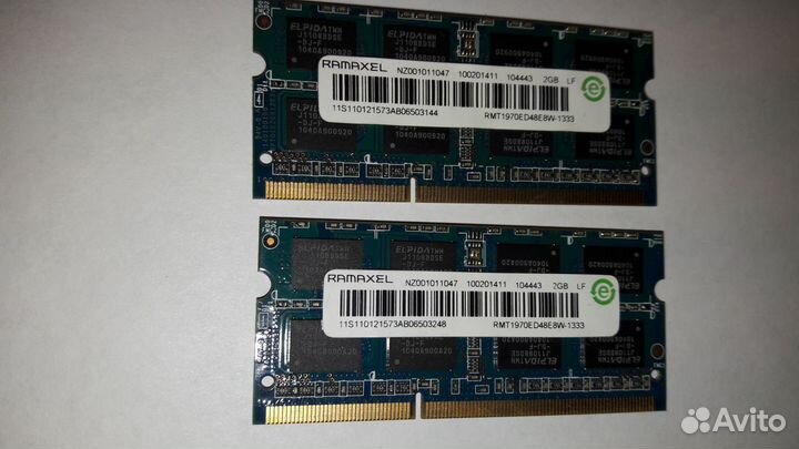 Память для ноутбука 2*2Gb