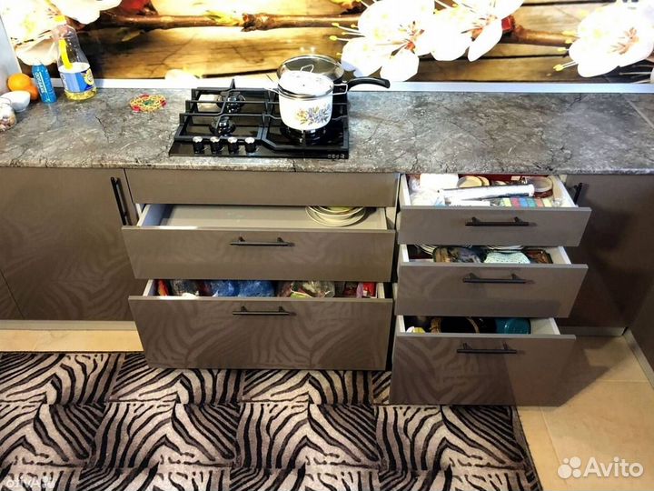 Кухонный гарнитур 