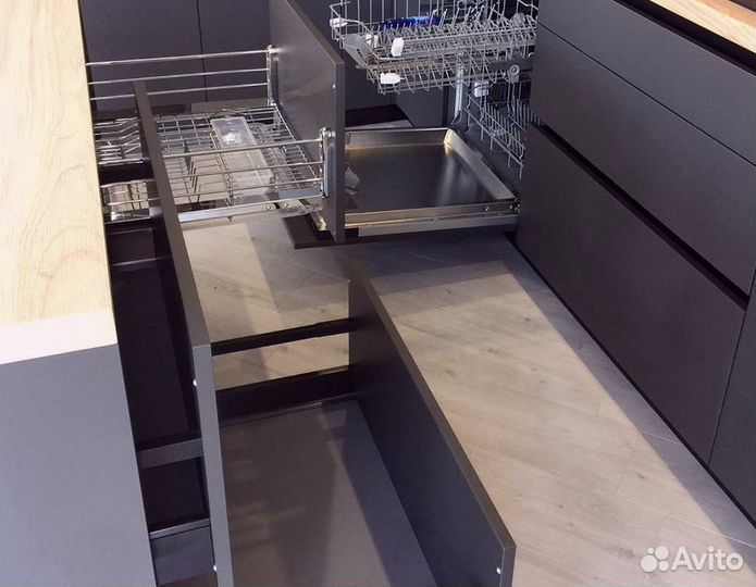 Кухонный гарнитур на заказ с островом