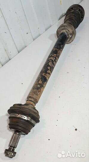 Привод правый Volkswagen Passat B3