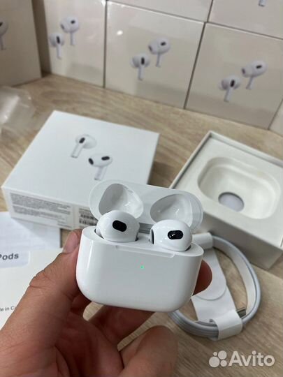 Беспроводные наушники apple airpods