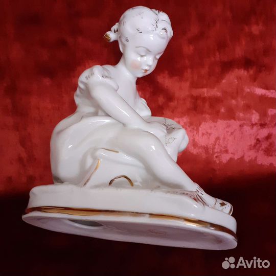 Фарфоровые статуэтки Песочное