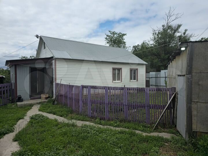 Дом 52,8 м² на участке 8 сот.