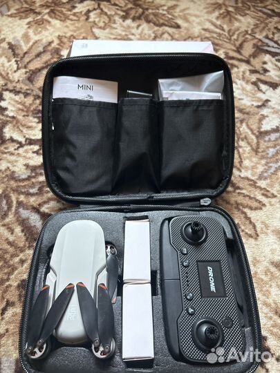 Квадрокоптер Flytrox