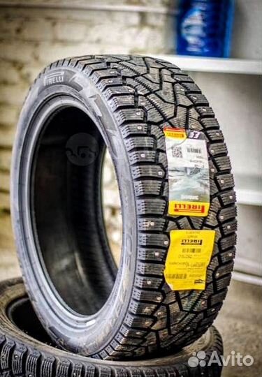 Pirelli Ice Zero 275/40 R20 106T