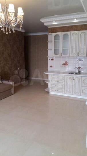 1-к. квартира, 63 м², 2/4 эт.