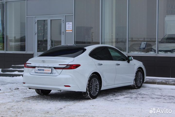 Toyota Camry 2.0 CVT, 2024