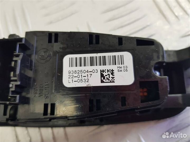 Кнопка стеклоподъемника BMW 7 G11/G12 2017 93825