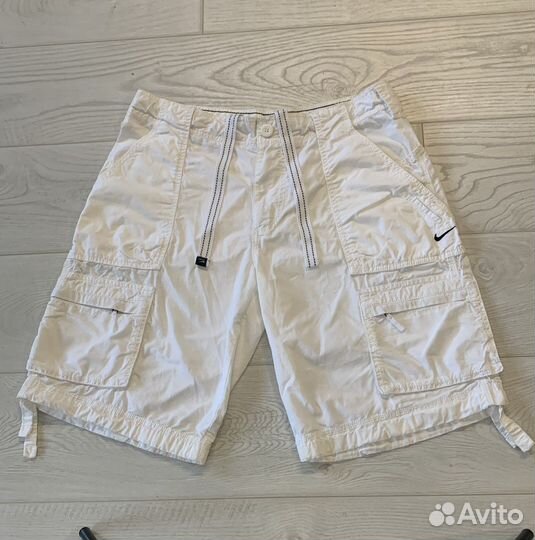 Белые шорты nike карго