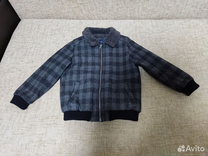 Стильное пальто для мальчика