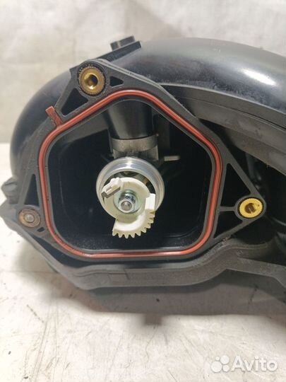 Коллектор впускной Honda CR-V 3 2.0