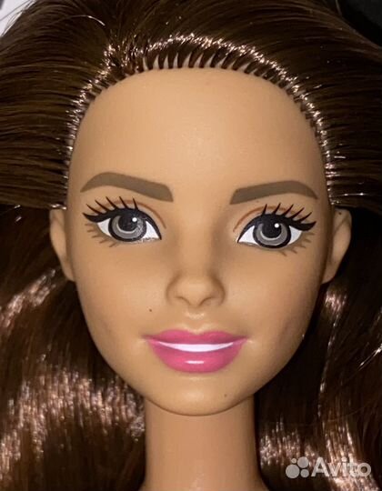 Кукла Барби безграничные движения