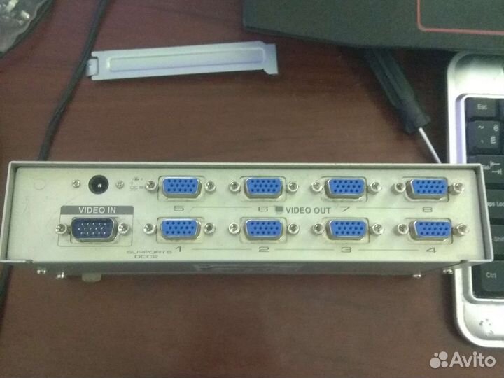 Aten VS-98A VGA видео сплиттер