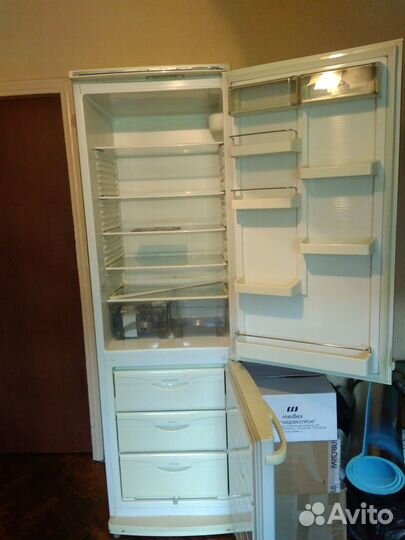 Холодильник Атлант мхм-1704-01 (Забрать 1-й этаж