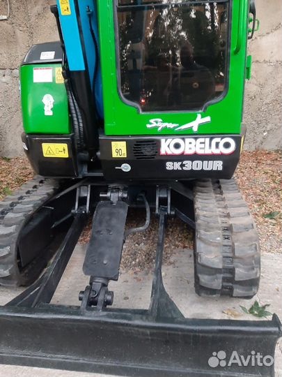 Мини-экскаватор Kobelco SK30UR, 2015