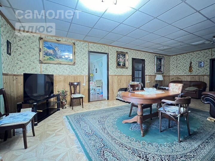 Дом 285,5 м² на участке 16,5 сот.