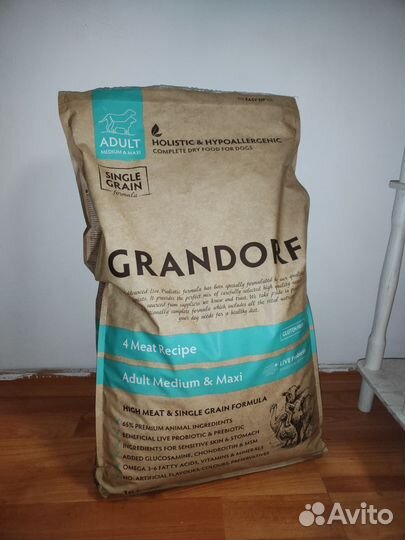 Продам корм для собак Grandorf