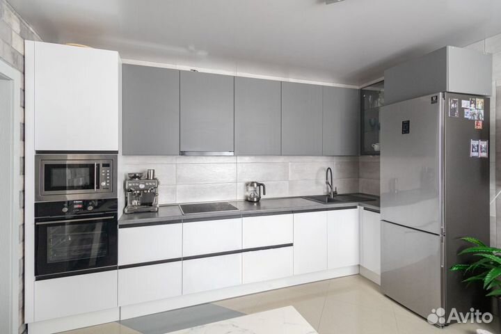 Кухня (цена за всю кухню)km-37073