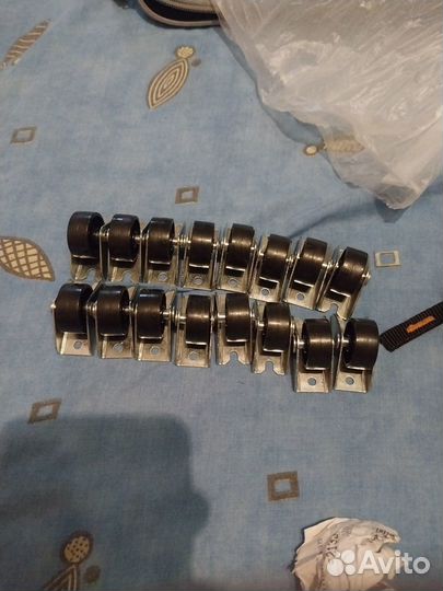 Колеса (16шт) / ролик выкатной мебельный