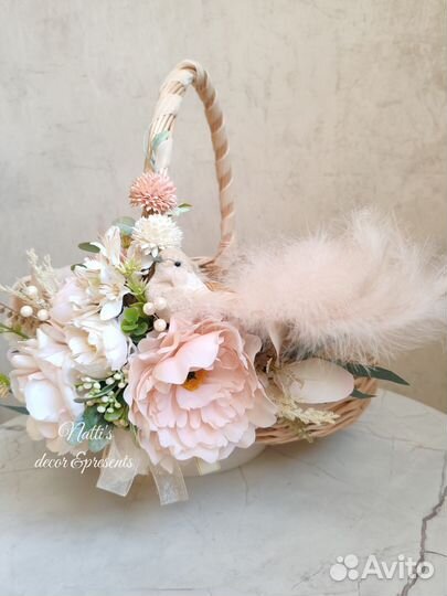 Пасхальная корзина из лозы