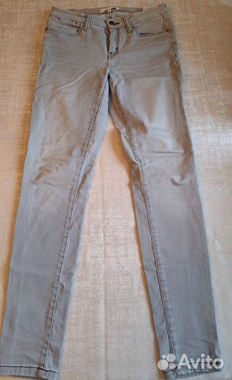 Серые джинсы Mango