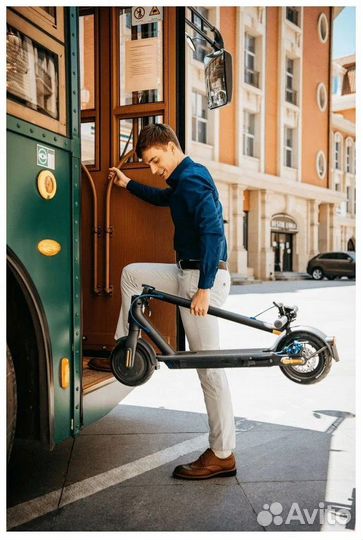 Электросамокат Xiaomi Mi Electric Scooter 3