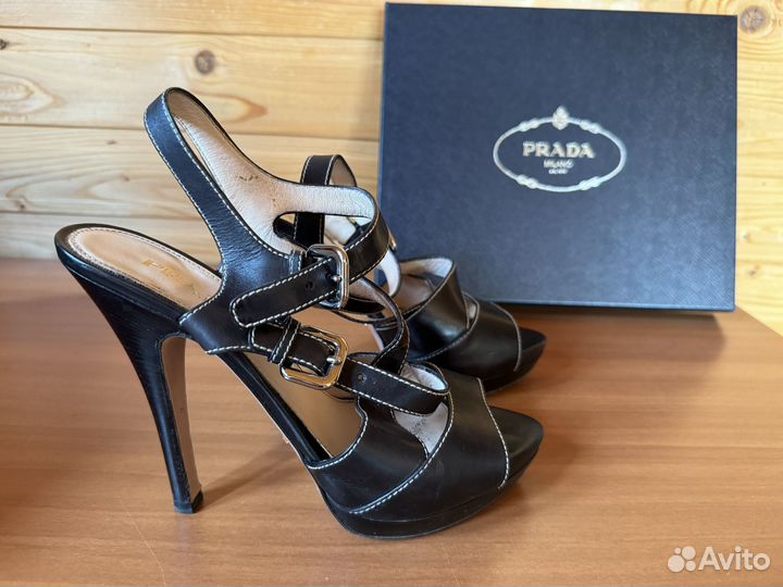 Босоножки Prada 38