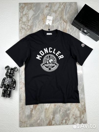Moncler футболка
