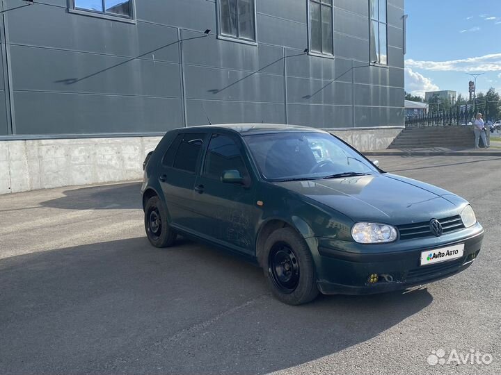 Volkswagen Golf 1.6 МТ, 1998, 250 000 км