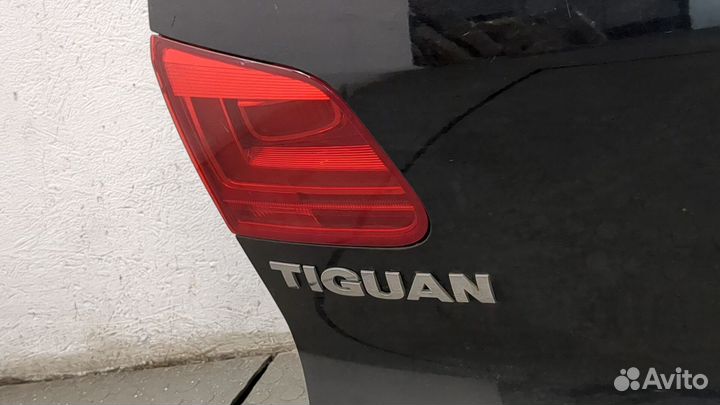 Замок багажника Volkswagen Tiguan, 2012