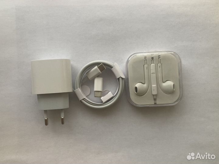 Новые адаптеры и наушники для iPhone/iPad/Mac