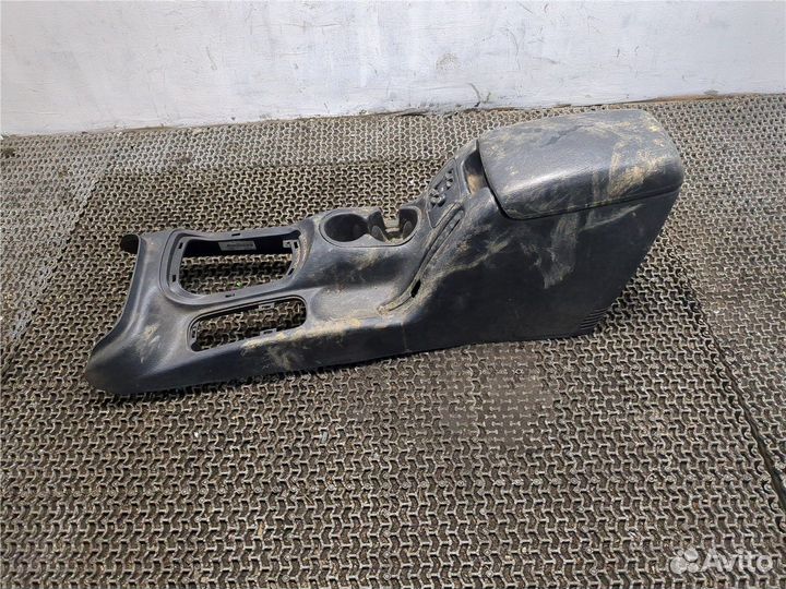 Консоль салона Jeep Liberty, 2002