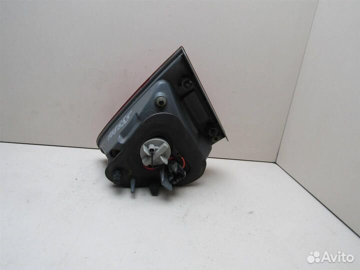 Фонарь задний внутренний левый Hyundai Elantra 20