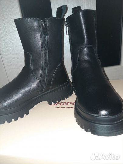 Ботинки для девочки